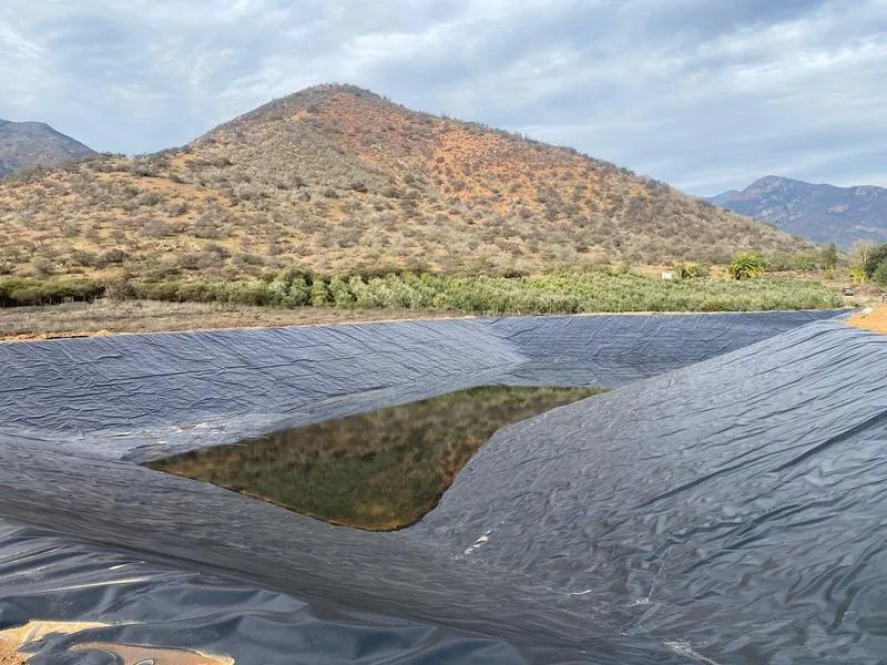 Reservorio impermeabilizado